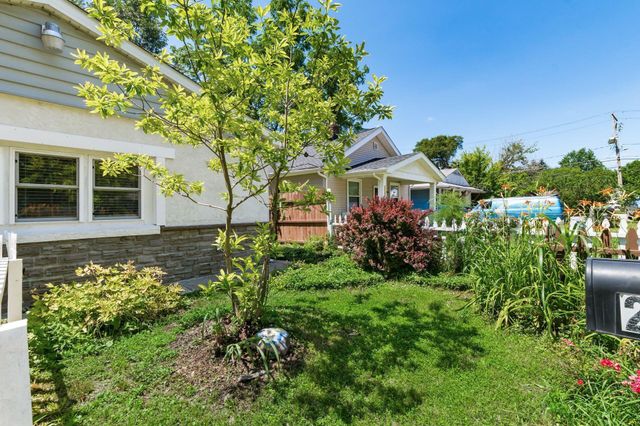 2051 Briarwood Avenue, Columbus, OH 43211