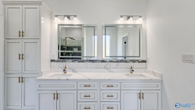 21607 Easter Ferry Road, Elkmont, AL 35620