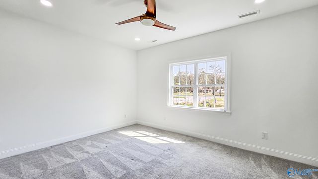 21607 Easter Ferry Road, Elkmont, AL 35620