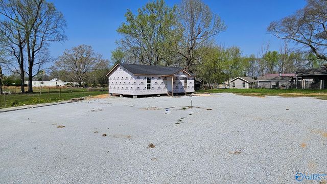 21607 Easter Ferry Road, Elkmont, AL 35620