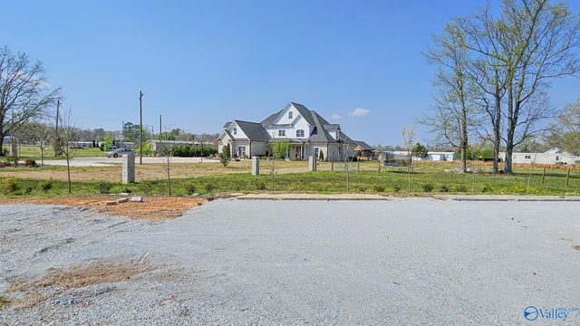 21607 Easter Ferry Road, Elkmont, AL 35620