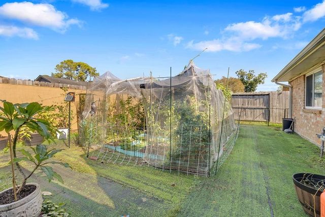 10007 Kirkbluff Drive, Houston, TX 77089