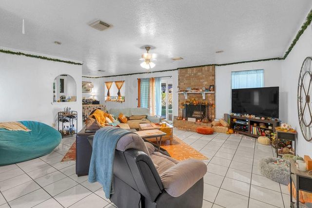 10007 Kirkbluff Drive, Houston, TX 77089