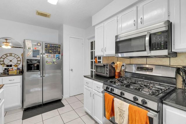 10007 Kirkbluff Drive, Houston, TX 77089