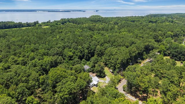 1737 Pinopolis Road, Moncks Corner, SC 29461