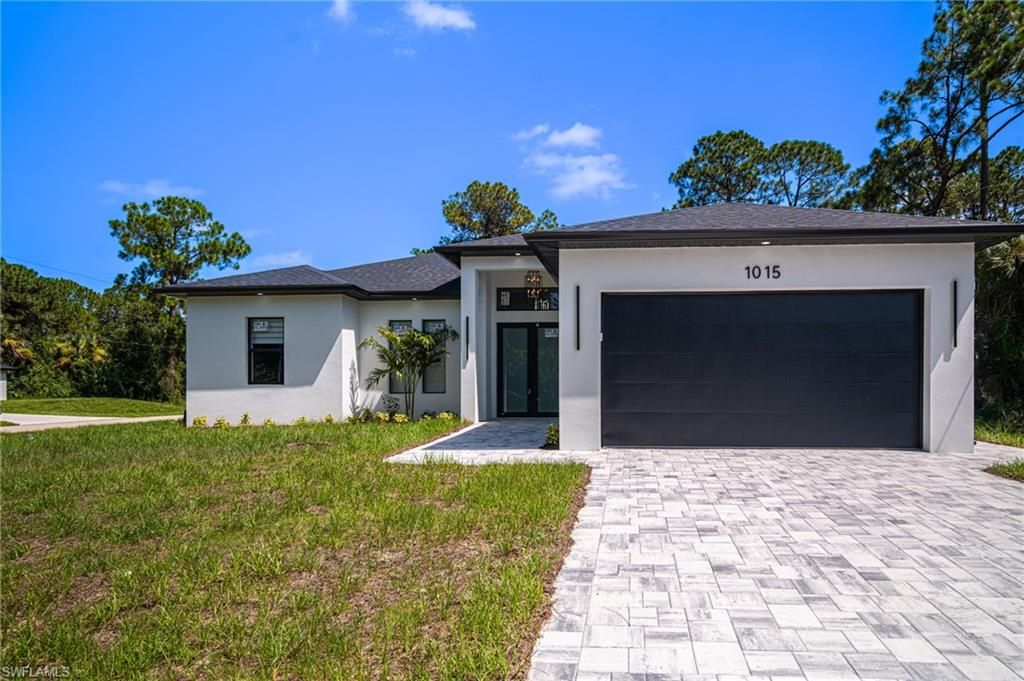 1015 Bagget ST E, LEHIGH ACRES, FL 33974 — photo 2