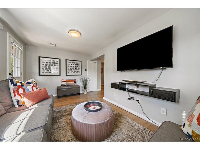 1900 Kendall St, Lakewood, CO 80214