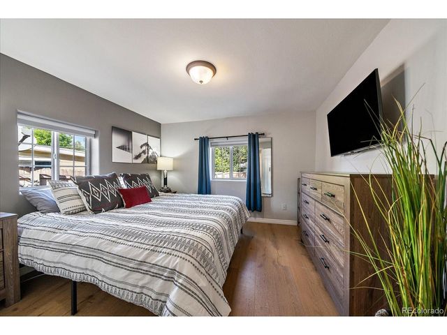 1900 Kendall St, Lakewood, CO 80214