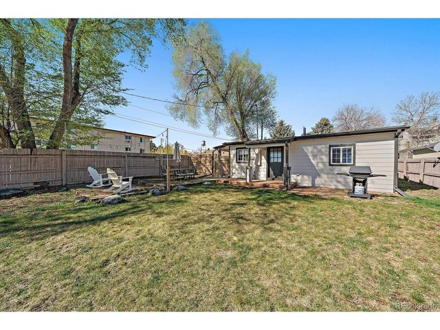 1900 Kendall St, Lakewood, CO 80214