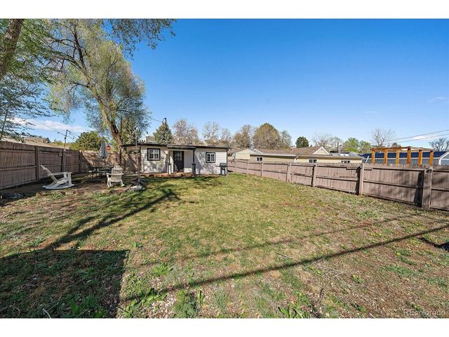 1900 Kendall St, Lakewood, CO 80214