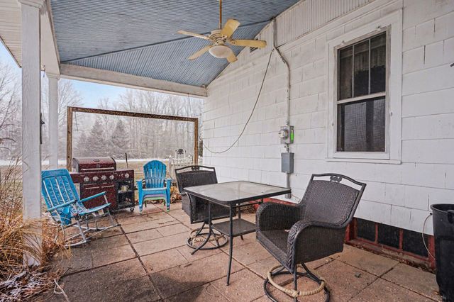 598 S Brooks Road S, Muskegon, MI 49442