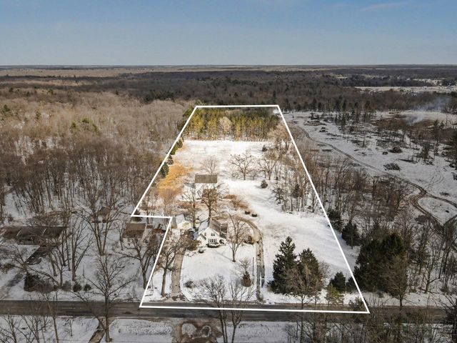 598 S Brooks Road S, Muskegon, MI 49442