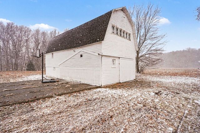 598 S Brooks Road S, Muskegon, MI 49442