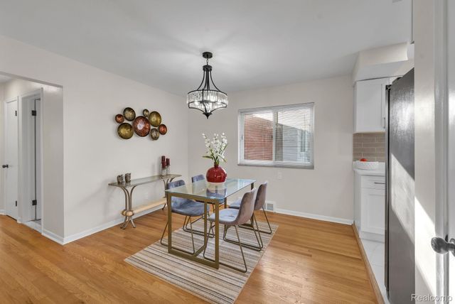 1301 Hollywood Street, Dearborn, MI 48124