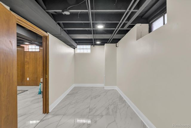 1301 Hollywood Street, Dearborn, MI 48124