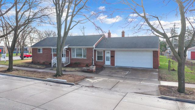 1301 Hollywood Street, Dearborn, MI 48124