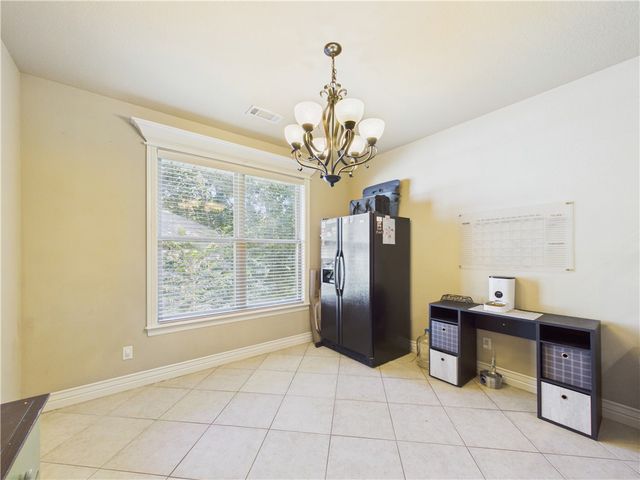 8 Brougham Lane, Bella Vista, AR 72714