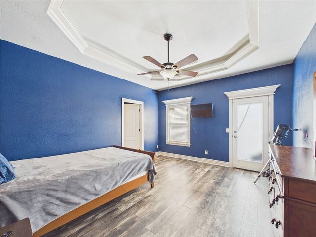 8 Brougham Lane, Bella Vista, AR 72714