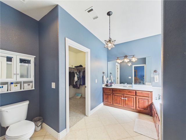 8 Brougham Lane, Bella Vista, AR 72714
