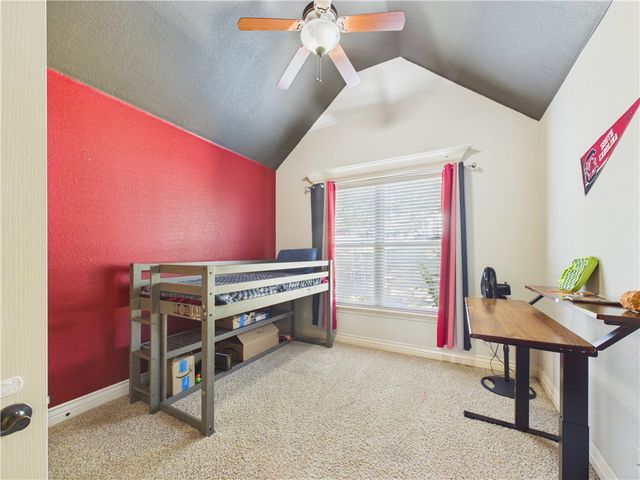 8 Brougham Lane, Bella Vista, AR 72714