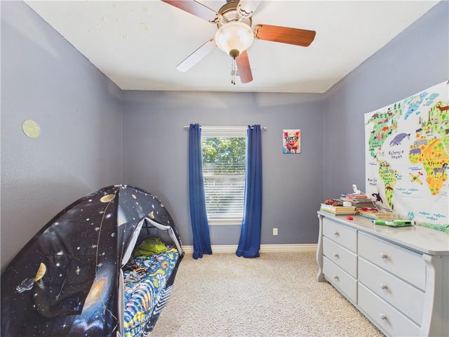 8 Brougham Lane, Bella Vista, AR 72714