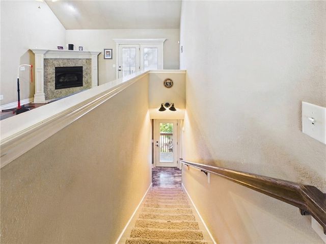 8 Brougham Lane, Bella Vista, AR 72714