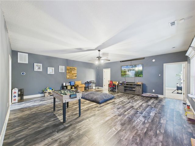8 Brougham Lane, Bella Vista, AR 72714