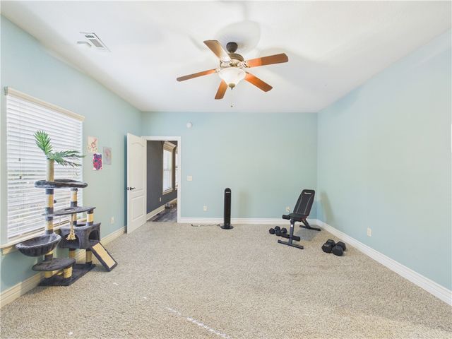 8 Brougham Lane, Bella Vista, AR 72714