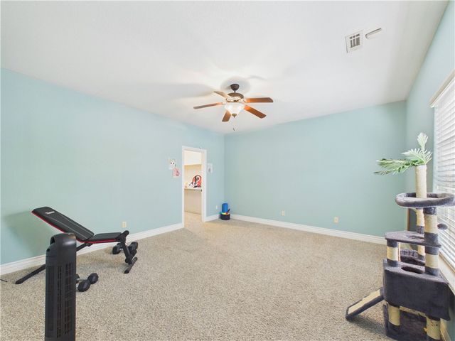 8 Brougham Lane, Bella Vista, AR 72714