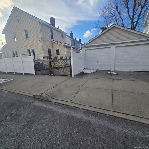 182-19 147th Avenue 2nd FL, Springfield Gardens, NY 11413