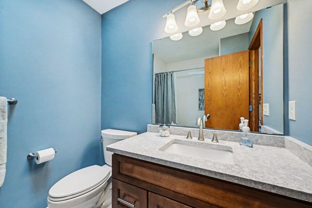 3810 Mill Run Court, Eagan, MN 55123