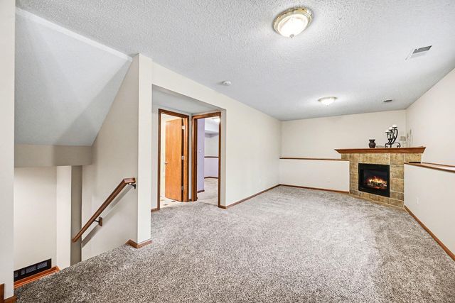 3810 Mill Run Court, Eagan, MN 55123