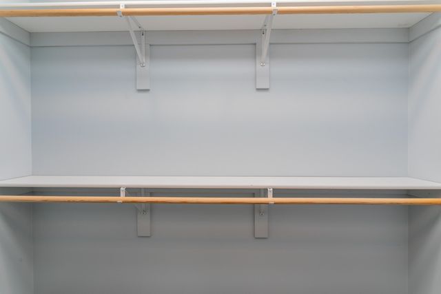 104 MARGARITA CT, Centralia, MO 65240