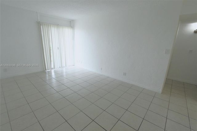 801 NW 47th Ave 806W, Miami, FL 33126