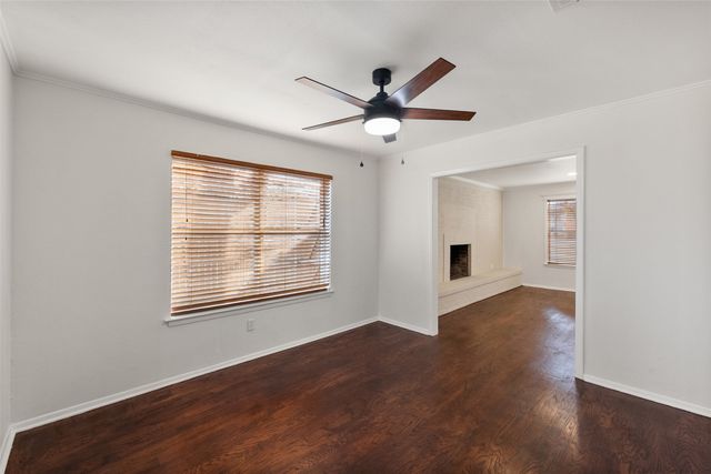 701 Rocky Canyon Road, Arlington, TX 76012