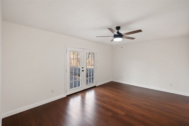 701 Rocky Canyon Road, Arlington, TX 76012