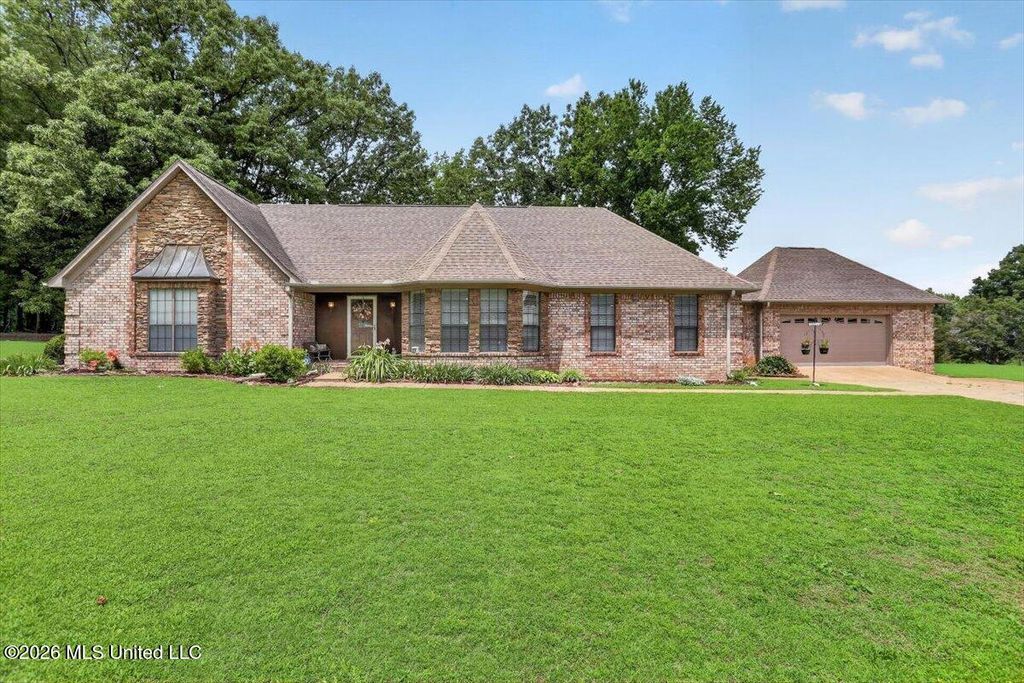 4655 Wealthy Cove, Horn Lake, MS 38637 — exterior