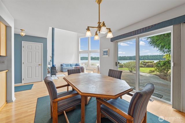 120 E Old Winery Rd, Shelton, WA 98584