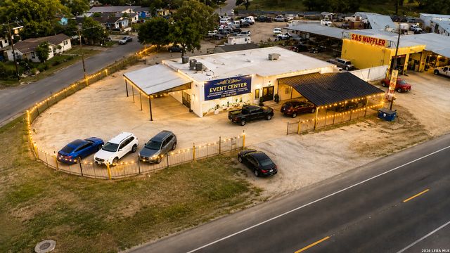 7402 NEW LAREDO HWY, San Antonio, TX 78211