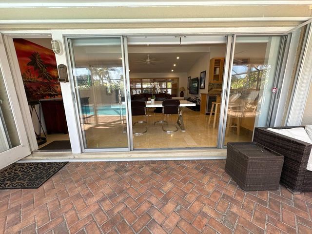 2524 Gulfstream Lane, Fort Lauderdale, FL 33312