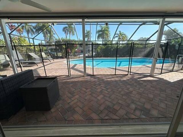 2524 Gulfstream Lane, Fort Lauderdale, FL 33312