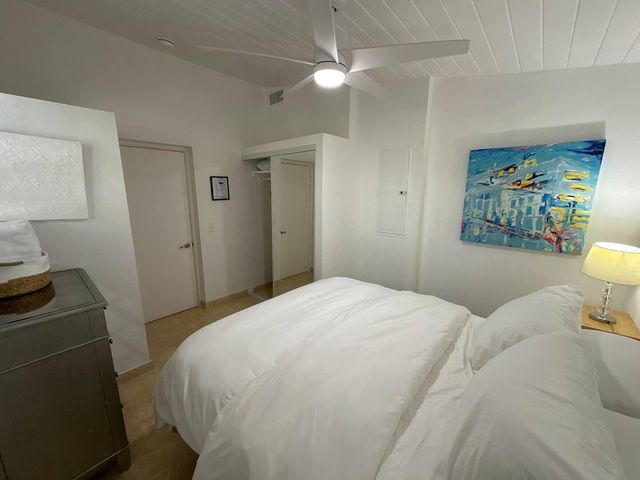 2524 Gulfstream Lane, Fort Lauderdale, FL 33312