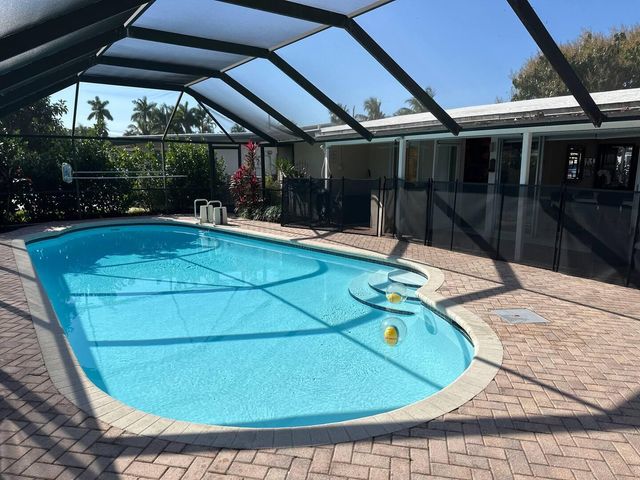 2524 Gulfstream Lane, Fort Lauderdale, FL 33312