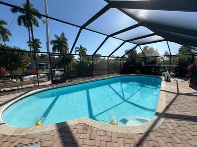 2524 Gulfstream Lane, Fort Lauderdale, FL 33312