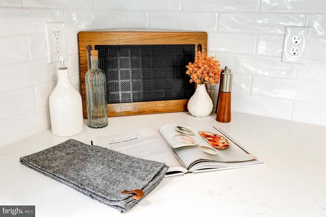 109 S CLAY ST, Marietta, PA 17547