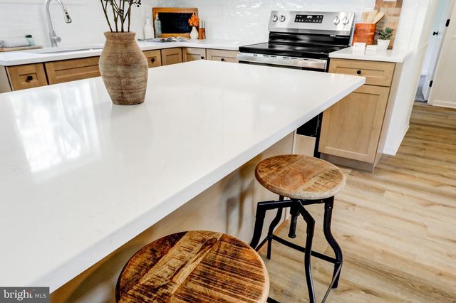 109 S CLAY ST, Marietta, PA 17547