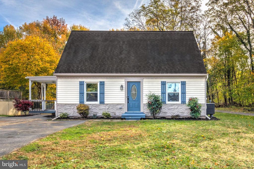 109 S CLAY ST, Marietta, PA 17547