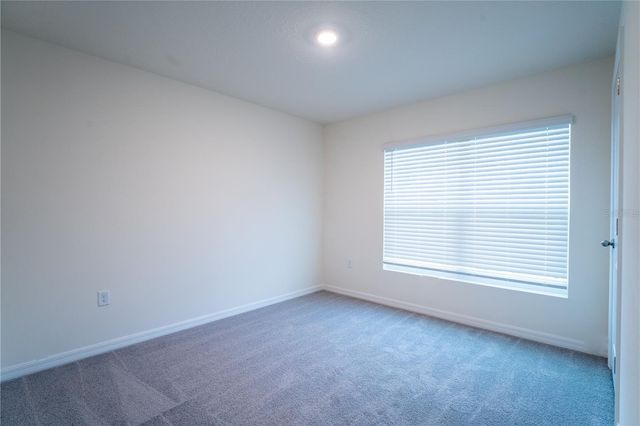 9206 SAPPHIRE CREEK PLACE, Tampa, FL 33637