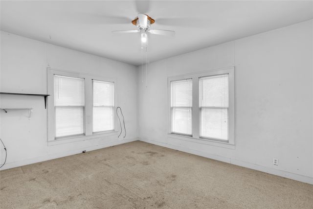 819 W Liveoak St, Coleman, TX 76834