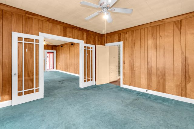 819 W Liveoak St, Coleman, TX 76834